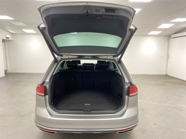 Used Volkswagen Passat 2016 for sale - 77627022: Photo 60