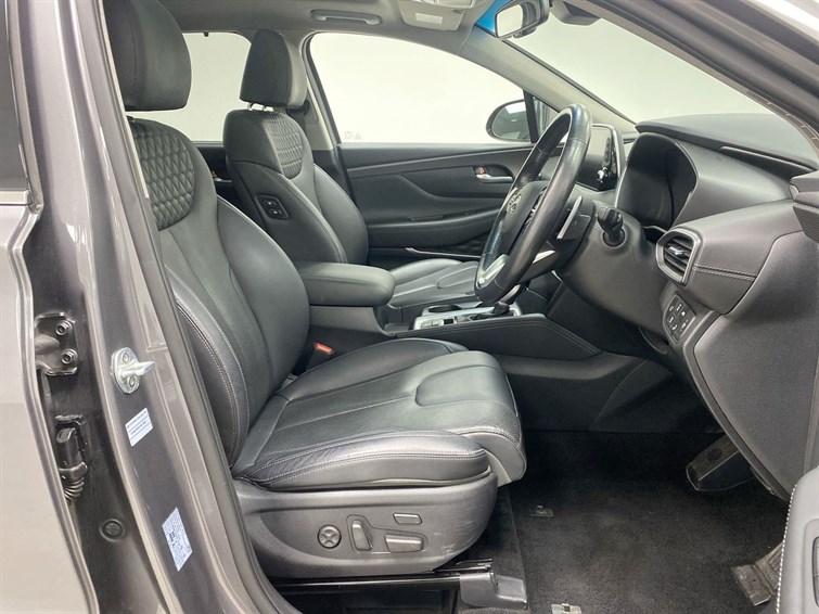 Used Hyundai Santa Fe 2021 for sale - 78102572: Photo 32