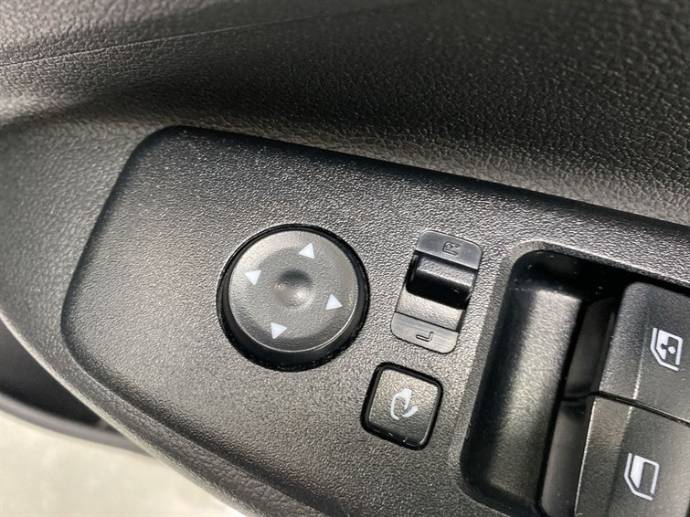 Used Hyundai i10 2023 for sale - 77724806: Photo 35