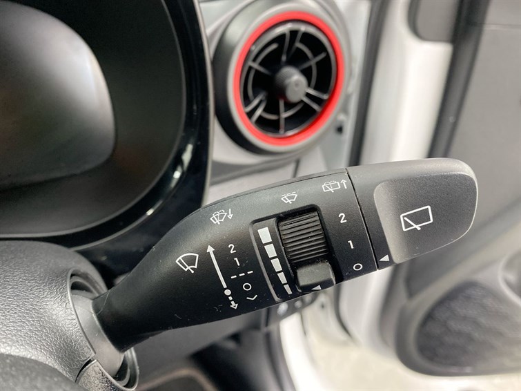 Used Hyundai i10 2023 for sale - 77724806: Photo 42