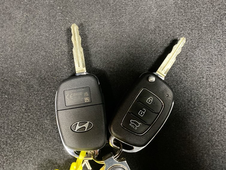 Used Hyundai i10 2023 for sale - 77724806: Photo 56