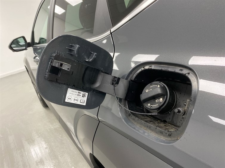 Used Hyundai KONA 2025 for sale - 77210580: Photo 27