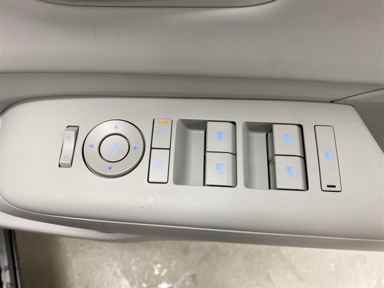 Used Hyundai KONA 2025 for sale - 77210580: Photo 33