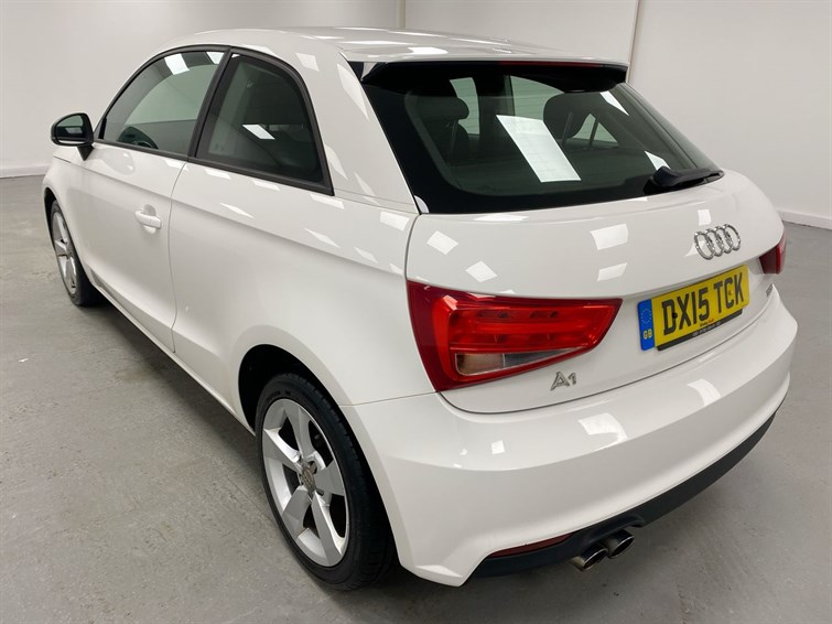 Used Audi A1 2015 for sale - 77280528: Photo 3