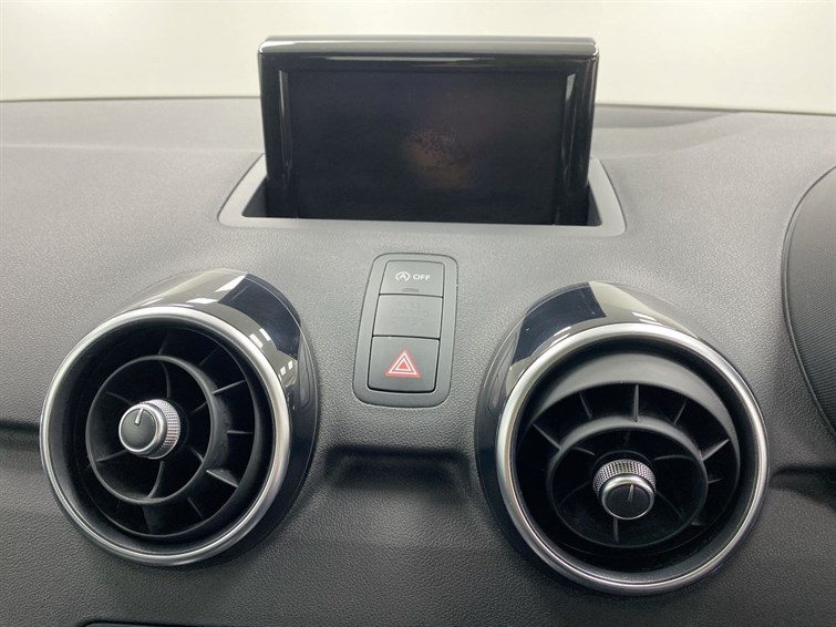 Used Audi A1 2015 for sale - 77280528: Photo 44