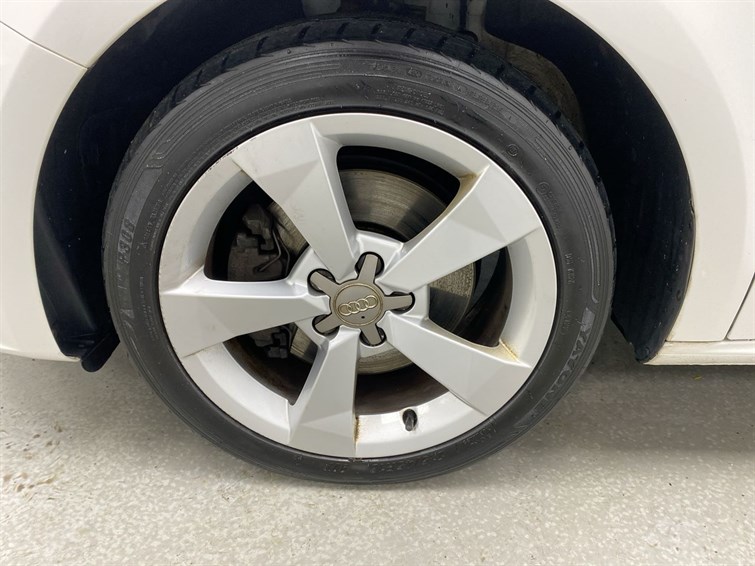 Used Audi A1 2015 for sale - 77280528: Photo 9