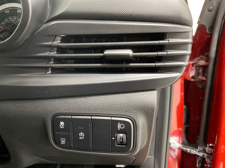 Used Hyundai i20 2021 for sale - 77840838: Photo 36