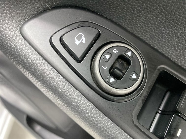 Used Hyundai i20 2018 for sale - 77210502: Photo 34