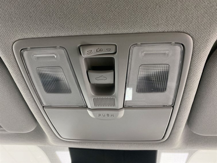 Used Hyundai i20 2018 for sale - 77210502: Photo 50