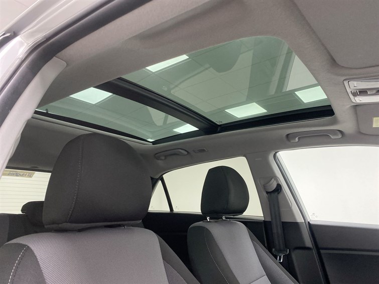 Used Hyundai i20 2018 for sale - 77210502: Photo 63