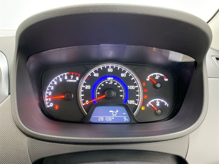 Used Hyundai i10 2020 for sale - 77971267: Photo 11