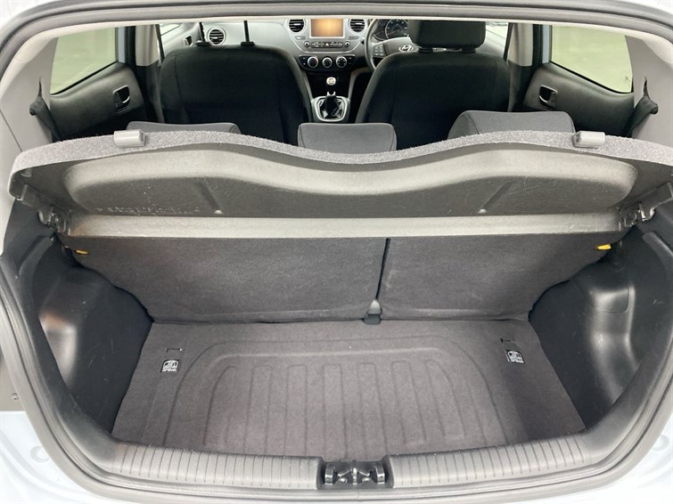 Used Hyundai i10 2020 for sale - 77971267: Photo 60