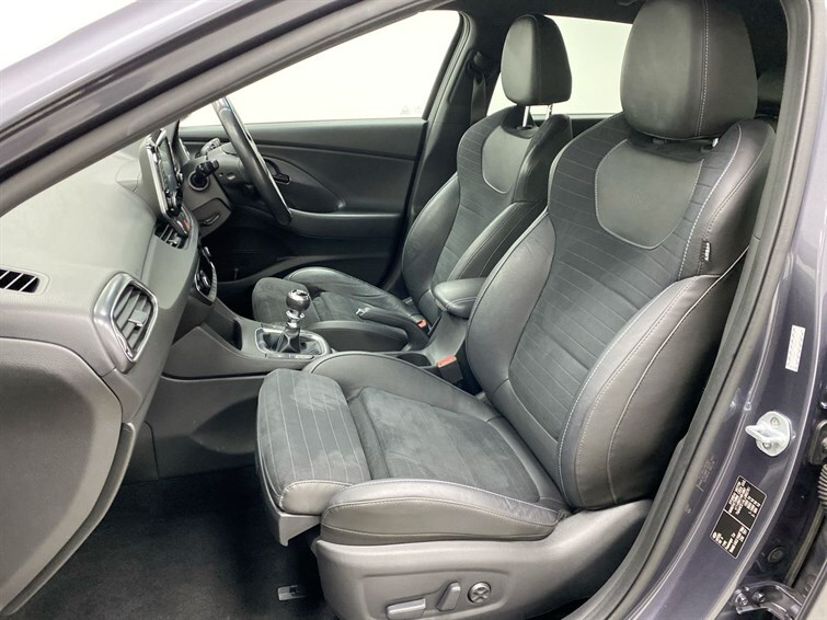 Used Hyundai i30 2018 for sale - 77560454: Photo 52