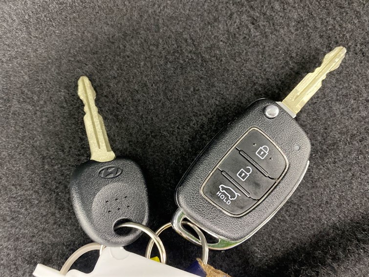 Used Hyundai i10 2022 for sale - 77210461: Photo 55