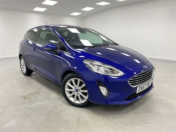 Used Ford Fiesta 2017 for sale - 77512120: Photo