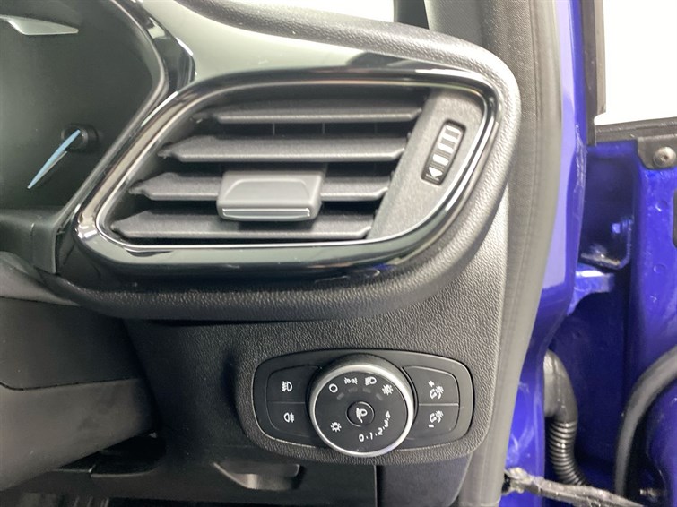 Used Ford Fiesta 2017 for sale - 77512120: Photo 35