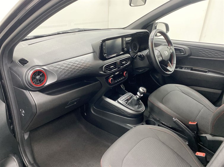 Used Hyundai i10 2022 for sale - 77210569: Photo 2