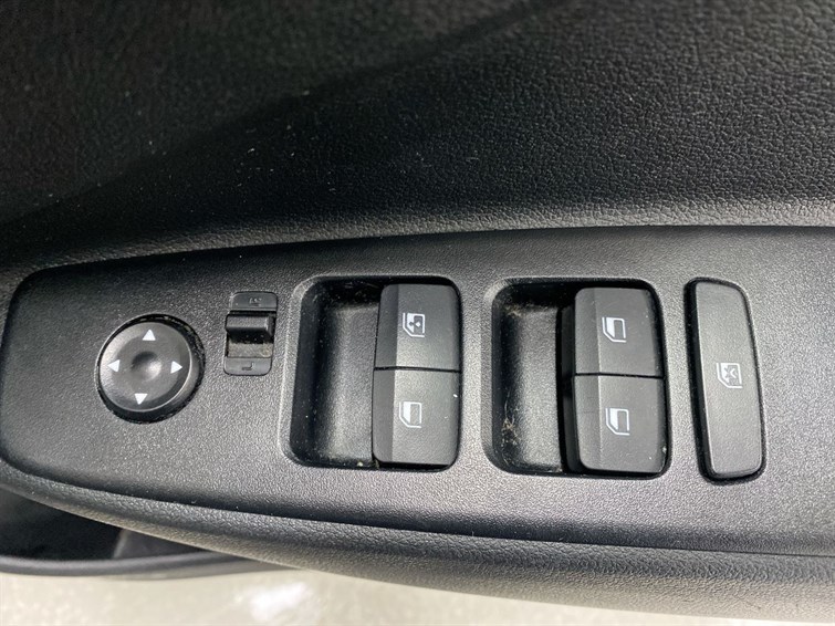 Used Hyundai i10 2022 for sale - 77210569: Photo 33