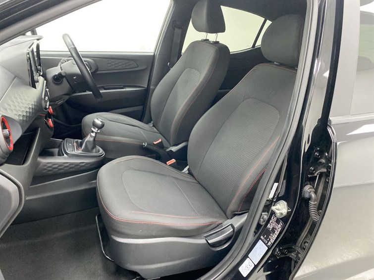 Used Hyundai i10 2022 for sale - 77210569: Photo 48