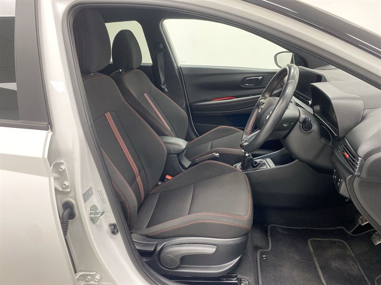 Used Hyundai i20 2023 for sale - 77210604: Photo 31