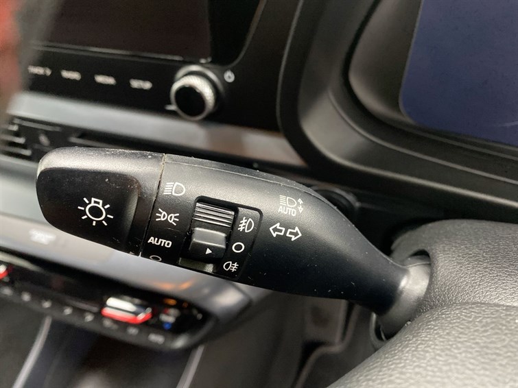 Used Hyundai i20 2023 for sale - 77210604: Photo 38