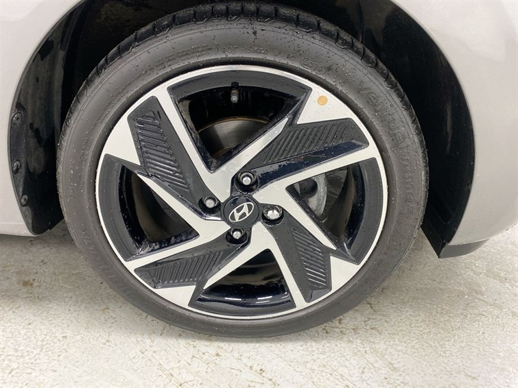 Used Hyundai i10 2023 for sale - 77724805: Photo 15