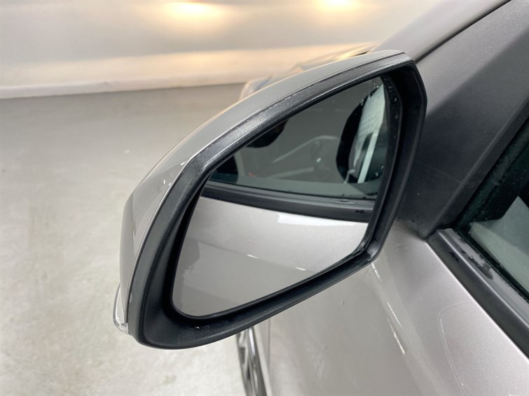 Used Hyundai i10 2023 for sale - 77724805: Photo 26