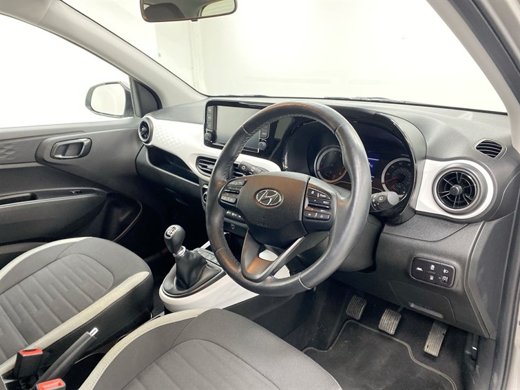 Used Hyundai i10 2023 for sale - 77724805: Photo 33