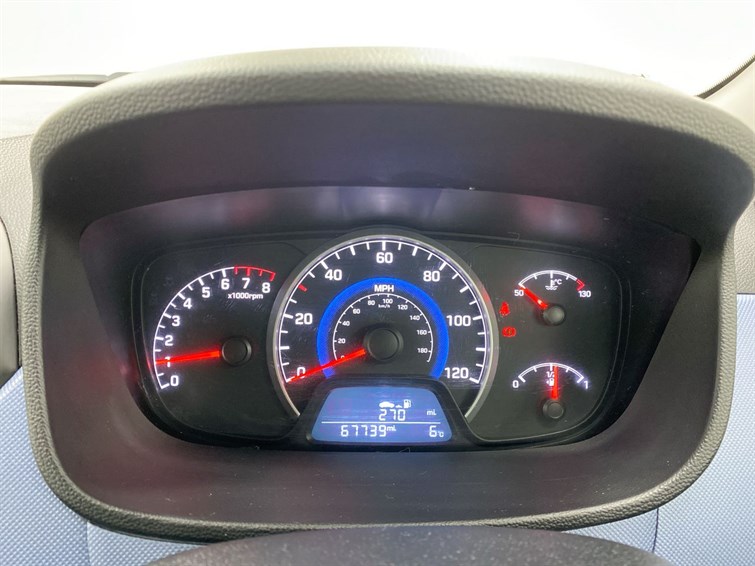 Used Hyundai i10 2015 for sale - 77210429: Photo 11