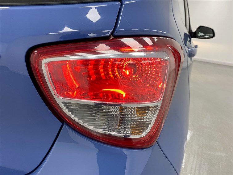 Used Hyundai i10 2015 for sale - 77210429: Photo 22