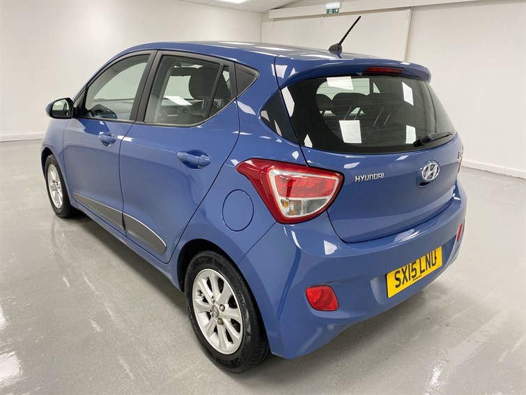 Used Hyundai i10 2015 for sale - 77210429: Photo 3