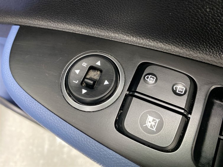 Used Hyundai i10 2015 for sale - 77210429: Photo 34