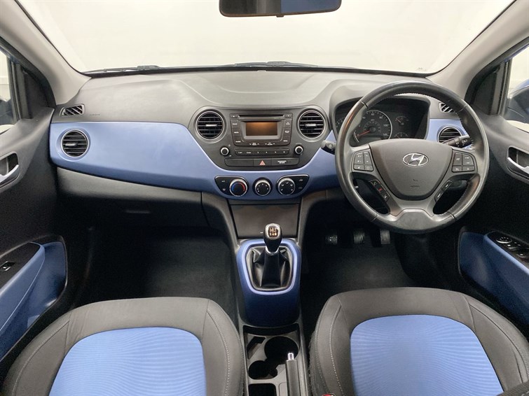 Used Hyundai i10 2015 for sale - 77210429: Photo 4