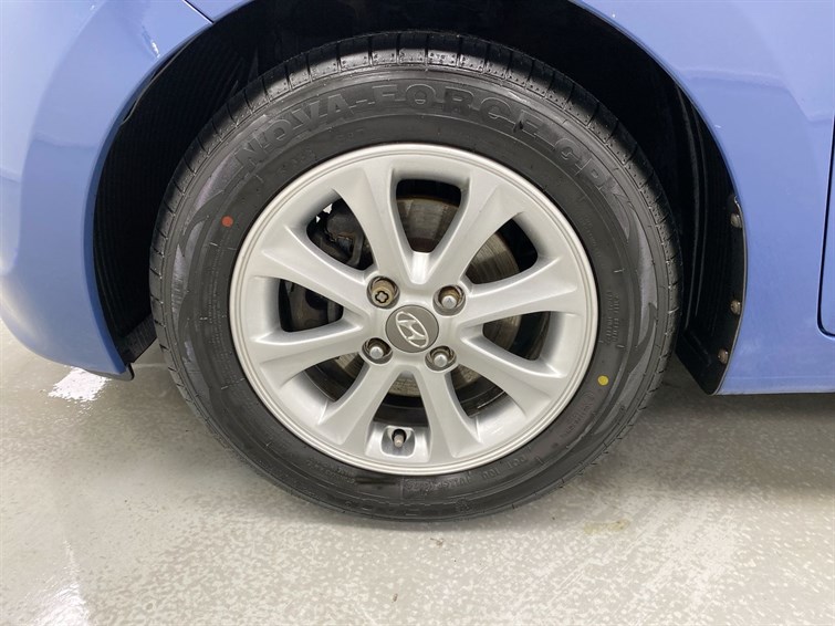 Used Hyundai i10 2015 for sale - 77210429: Photo 9