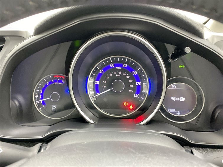 Used Honda Jazz 2017 for sale - 77210597: Photo 11