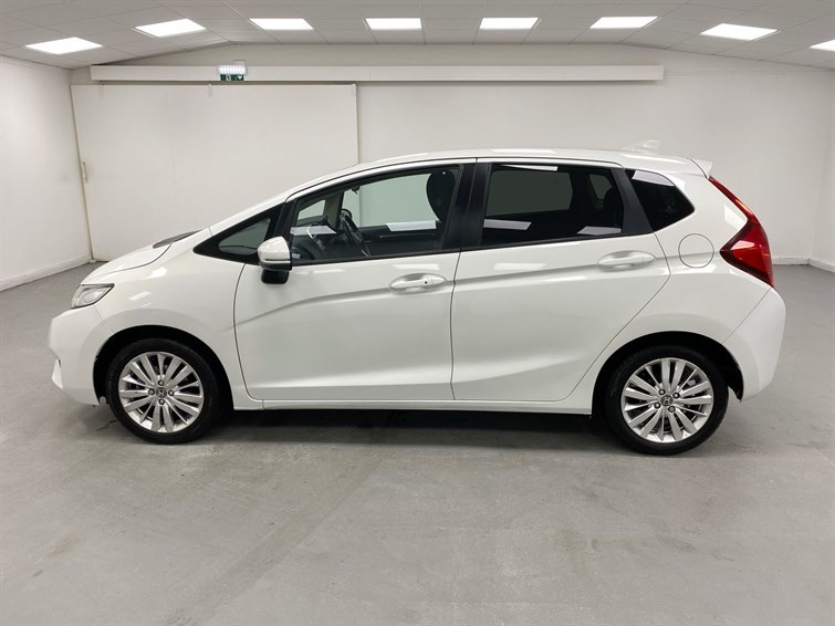 Used Honda Jazz 2017 for sale - 77210597: Photo 13