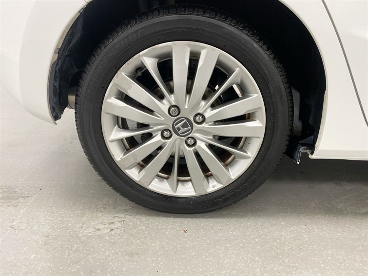 Used Honda Jazz 2017 for sale - 77210597: Photo 17