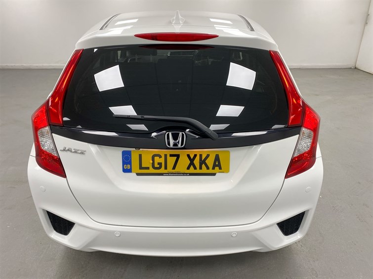 Used Honda Jazz 2017 for sale - 77210597: Photo 23