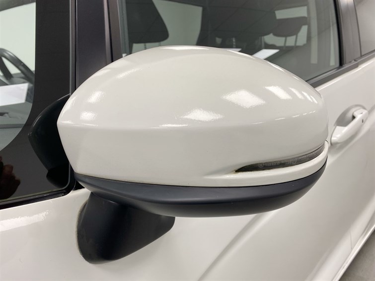 Used Honda Jazz 2017 for sale - 77210597: Photo 26