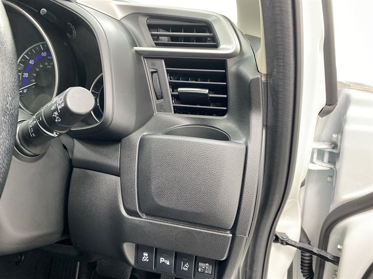 Used Honda Jazz 2017 for sale - 77210597: Photo 35