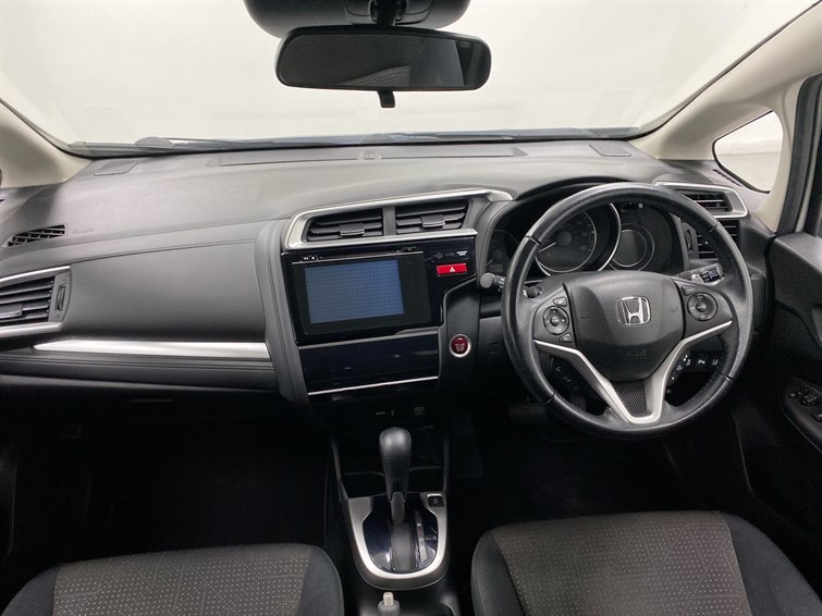 Used Honda Jazz 2017 for sale - 77210597: Photo 4