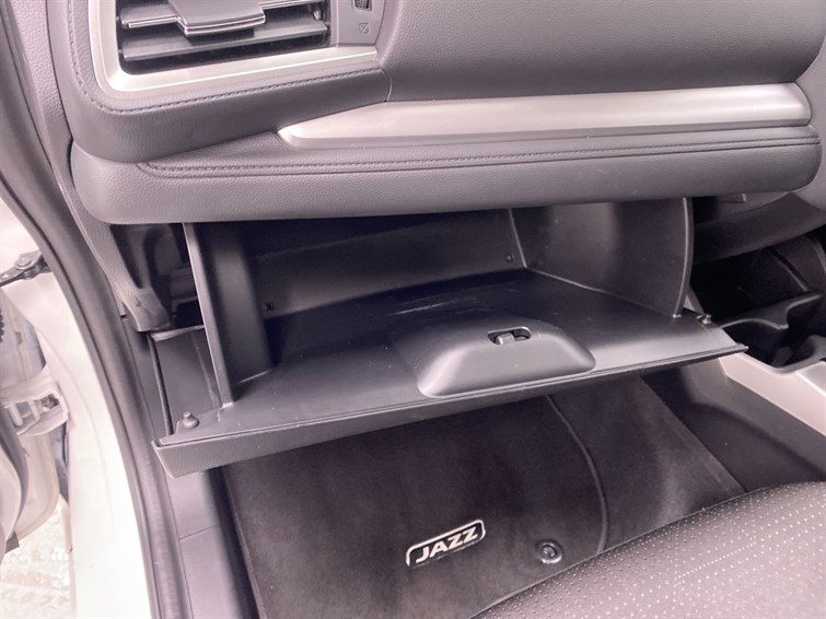 Used Honda Jazz 2017 for sale - 77210597: Photo 54