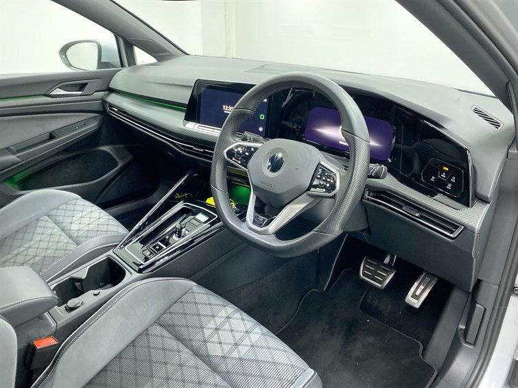 Used Volkswagen Golf 2023 for sale - 78172195: Photo 32