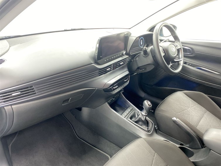 Used Hyundai BAYON for sale - 77498059: Photo 2