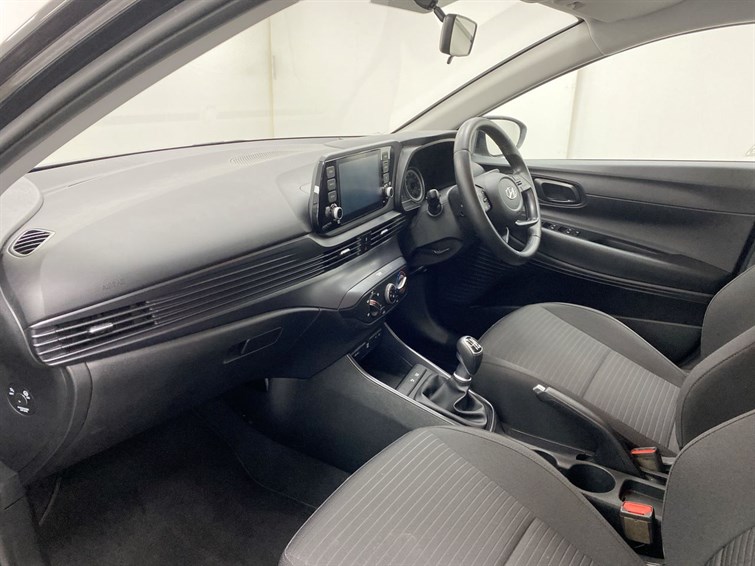 Used Hyundai i20 2021 for sale - 77210608: Photo 2