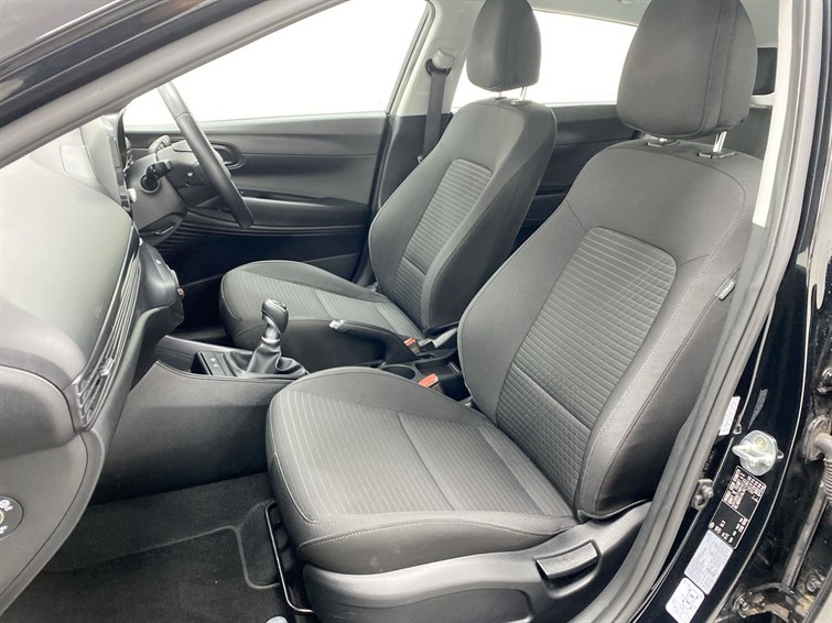 Used Hyundai i20 2021 for sale - 77210608: Photo 52