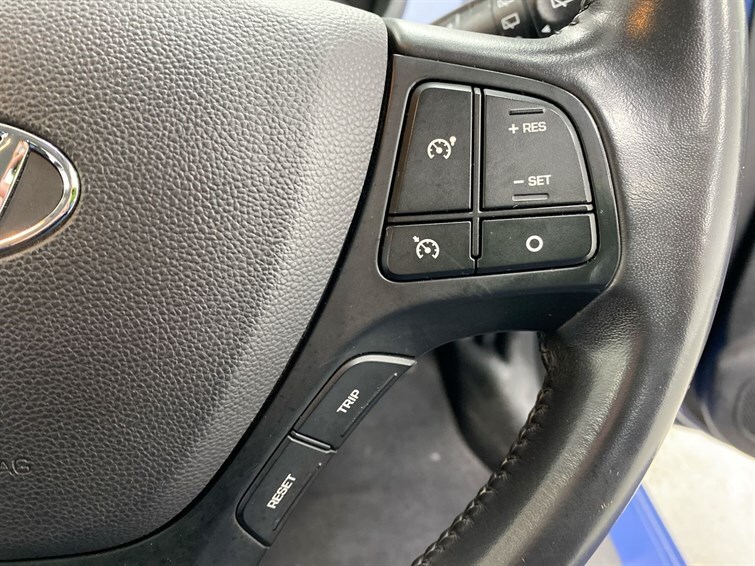 Used Hyundai i10 2014 for sale - 77809653: Photo 40