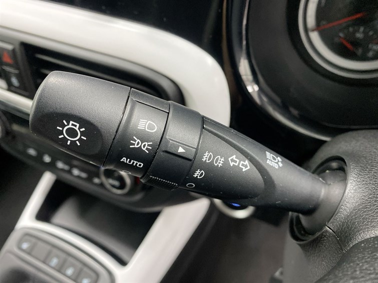 Used Hyundai i10 2023 for sale - 77659936: Photo 39