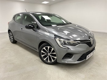 Renault Clio feature image