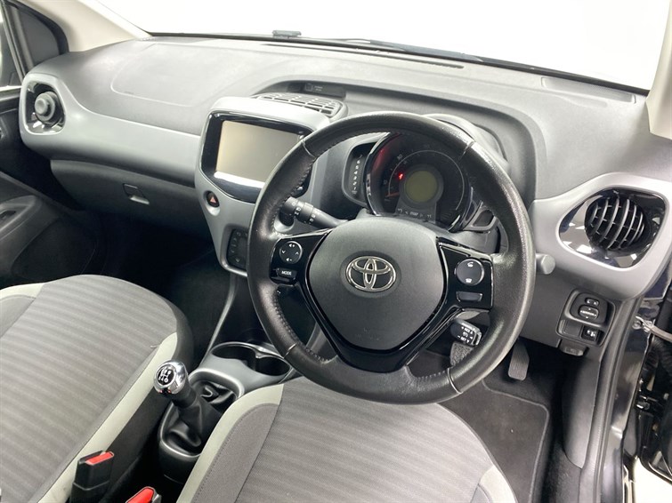 Used Toyota AYGO 2019 for sale - 77239235: Photo 36